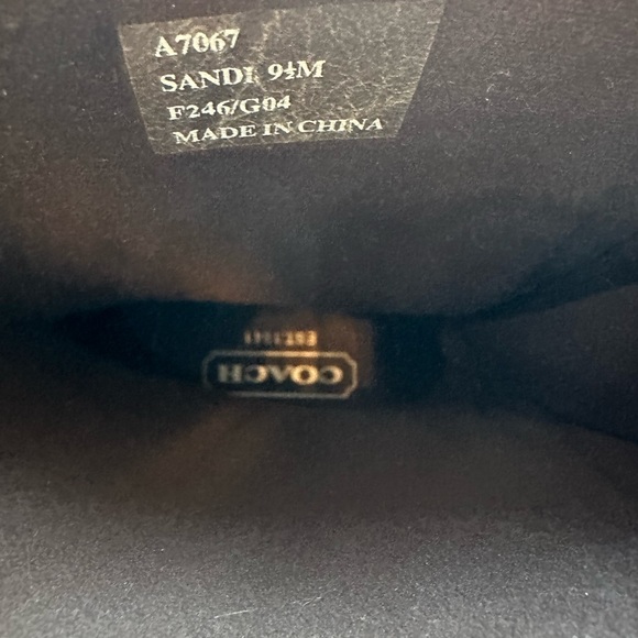 Coach Sandi Boot - Used very good condition. Size 9.5 - Picture 3 of 6